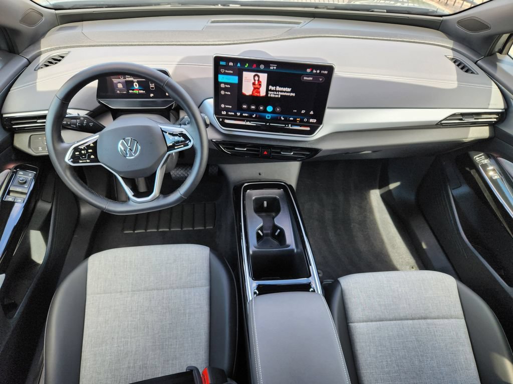 Certified 2025 Volkswagen ID.4 Pro AWD/4WD image 25