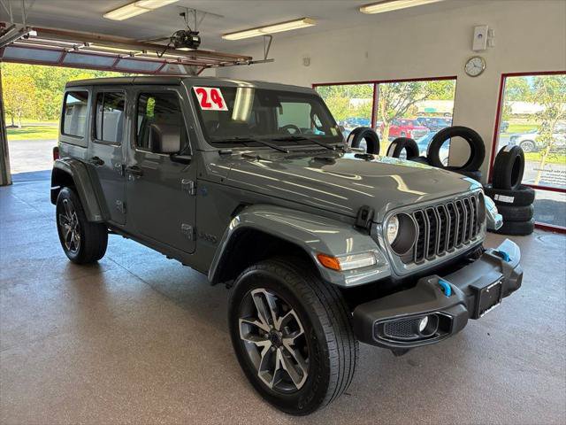 Certified 2024 Jeep Wrangler Unlimited AWD/4WD video 1