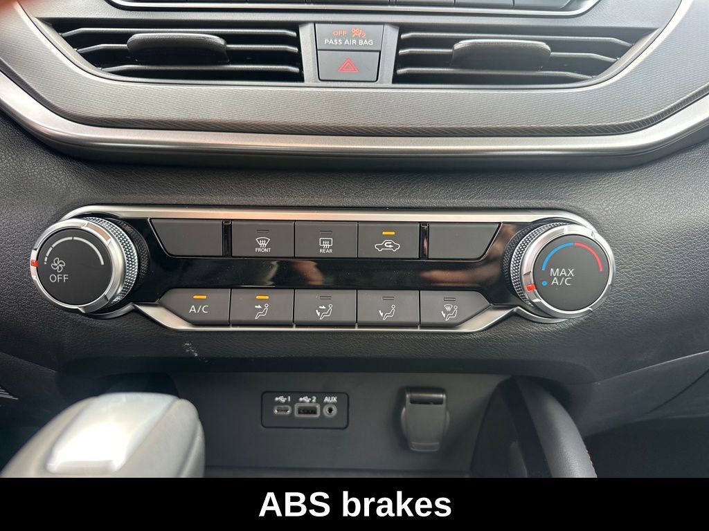 Used 2025 Nissan Altima 2.5 SR FWD image 22