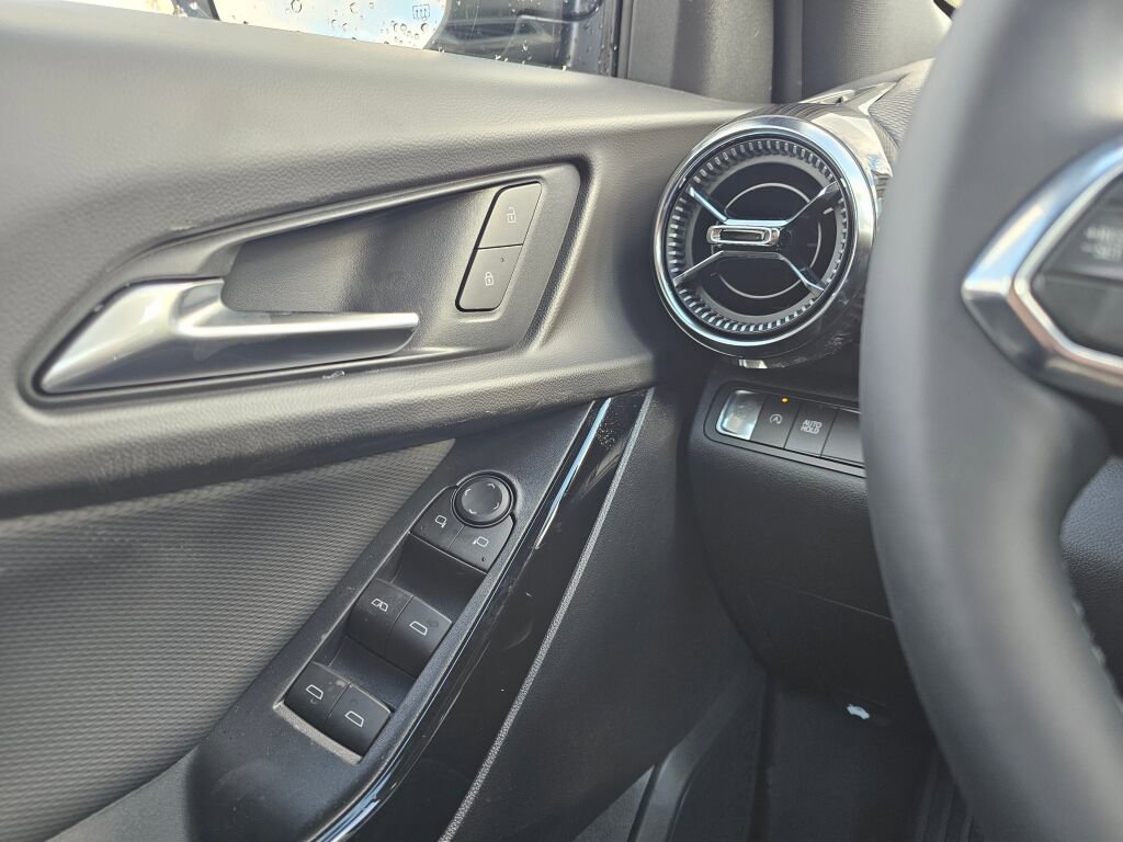 New 2026 Chevrolet Equinox LT w/ Safety and Technology Package image 18