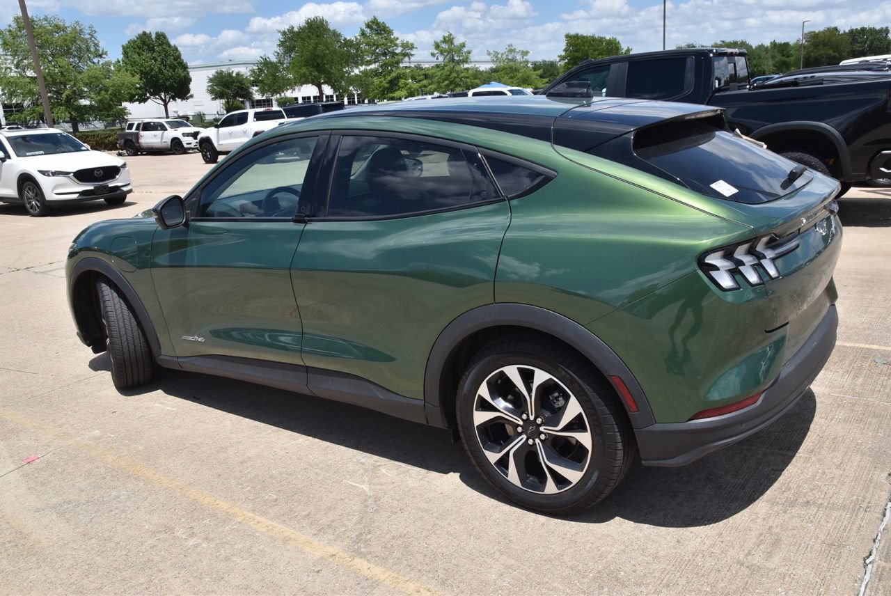 Certified 2025 Ford Mustang Mach-E Select AWD/4WD image 9