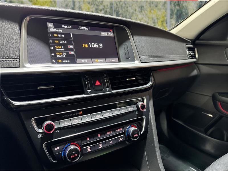 Used 2020 Kia Optima SX image 14