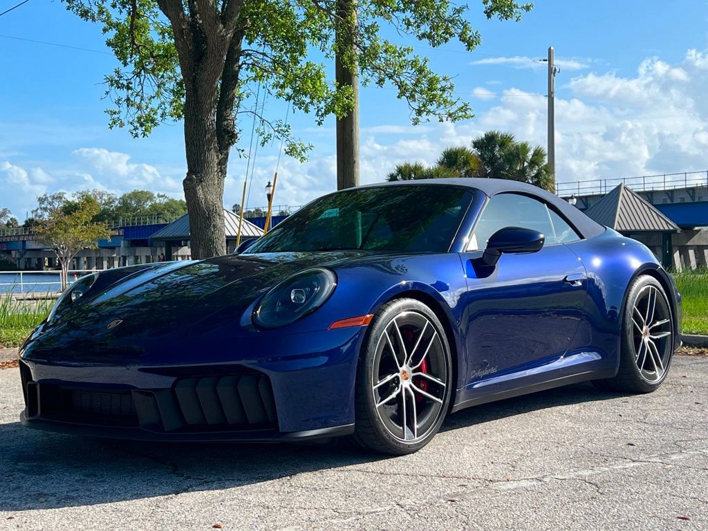 Used 2025 Porsche 911 Carrera GTS image 3