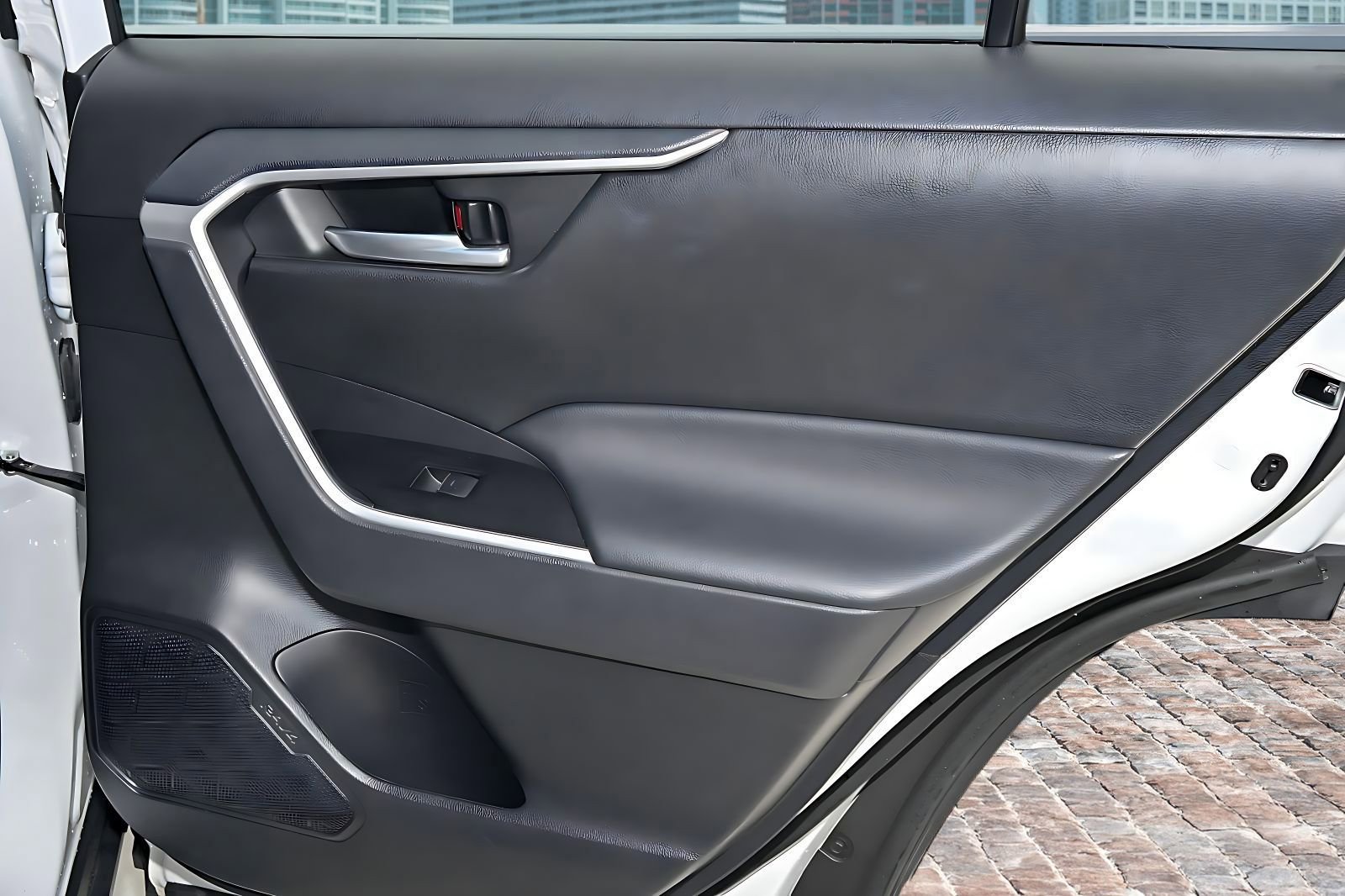 Used 2024 Toyota RAV4 XLE w/ Convenience Package image 12