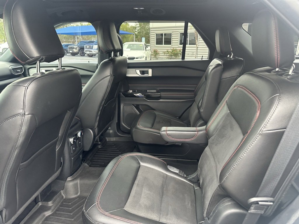 Used 2022 Ford Explorer ST-Line image 17