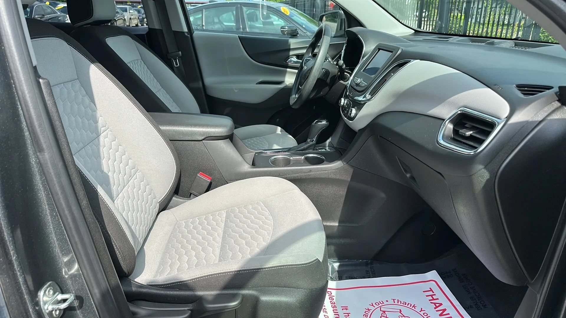 Used 2021 Chevrolet Equinox LT FWD image 16