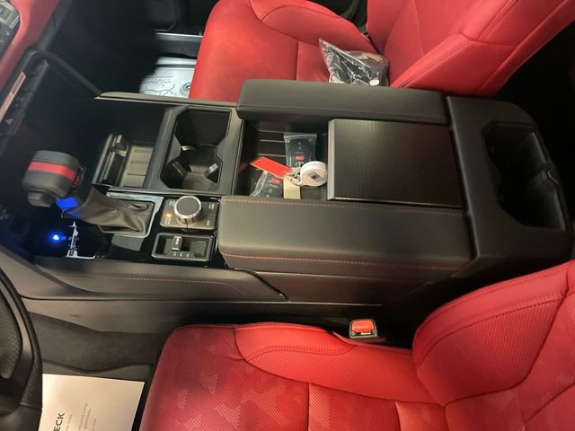 Used 2025 Toyota Tundra TRD Pro w/ TRD Pro Tow Package AWD/4WD image 19