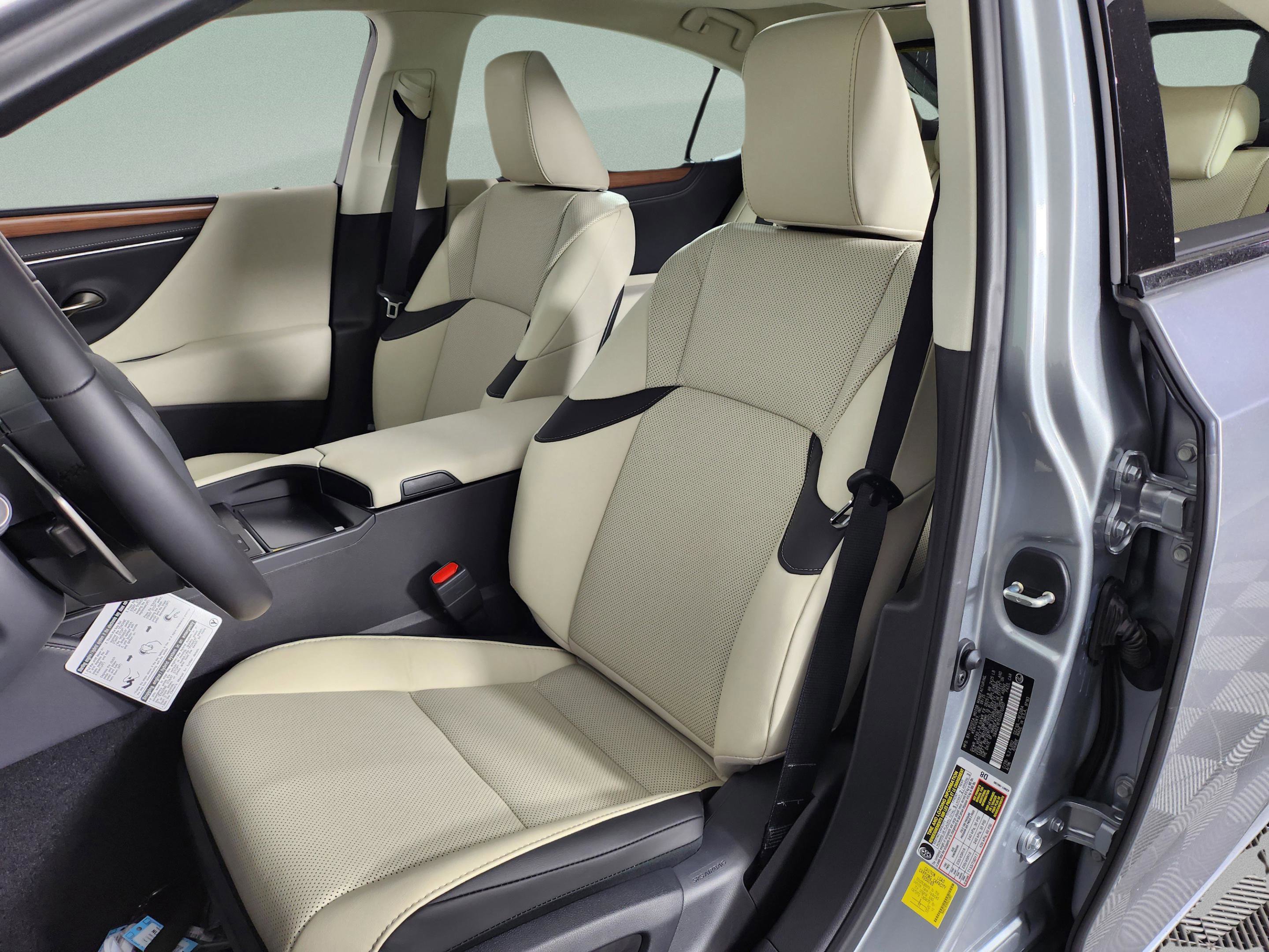 New 2025 Lexus ES 350 w/ Premium Package image 17