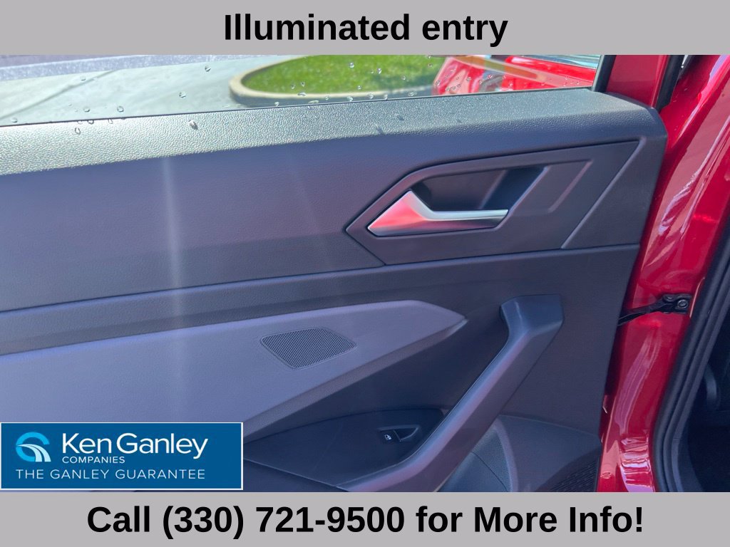 Used 2026 Volkswagen Jetta SE FWD image 43