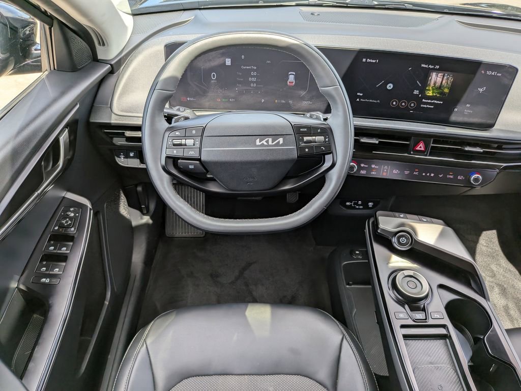 Certified 2025 Kia EV6 Light w/ Light LR Technology Package RWD image 16