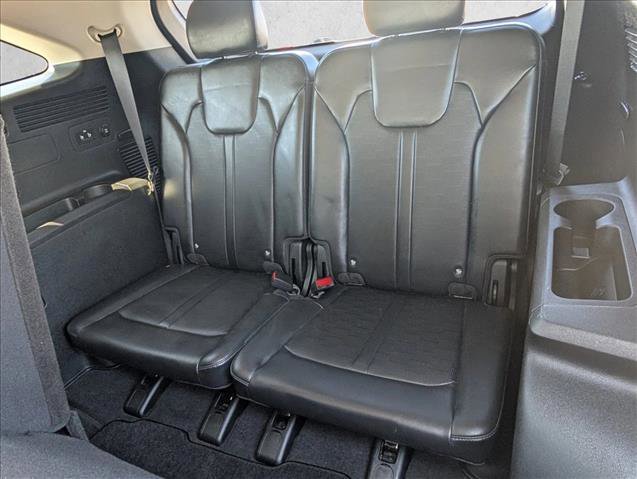 Used 2024 Kia Sorento S image 16