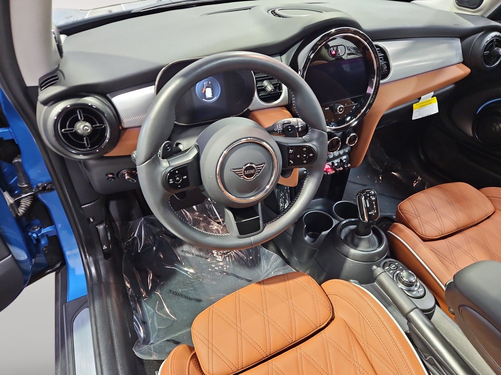 Used 2024 MINI Cooper S w/ Signature Upholstery Package FWD image 12