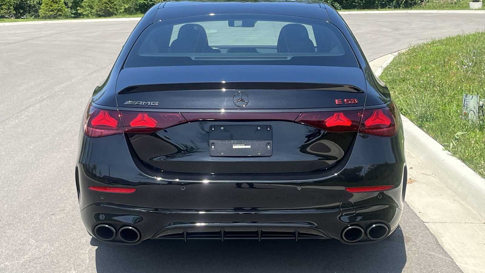Certified 2025 Mercedes-Benz E 53 AMG e 4MATIC Sedan image 18