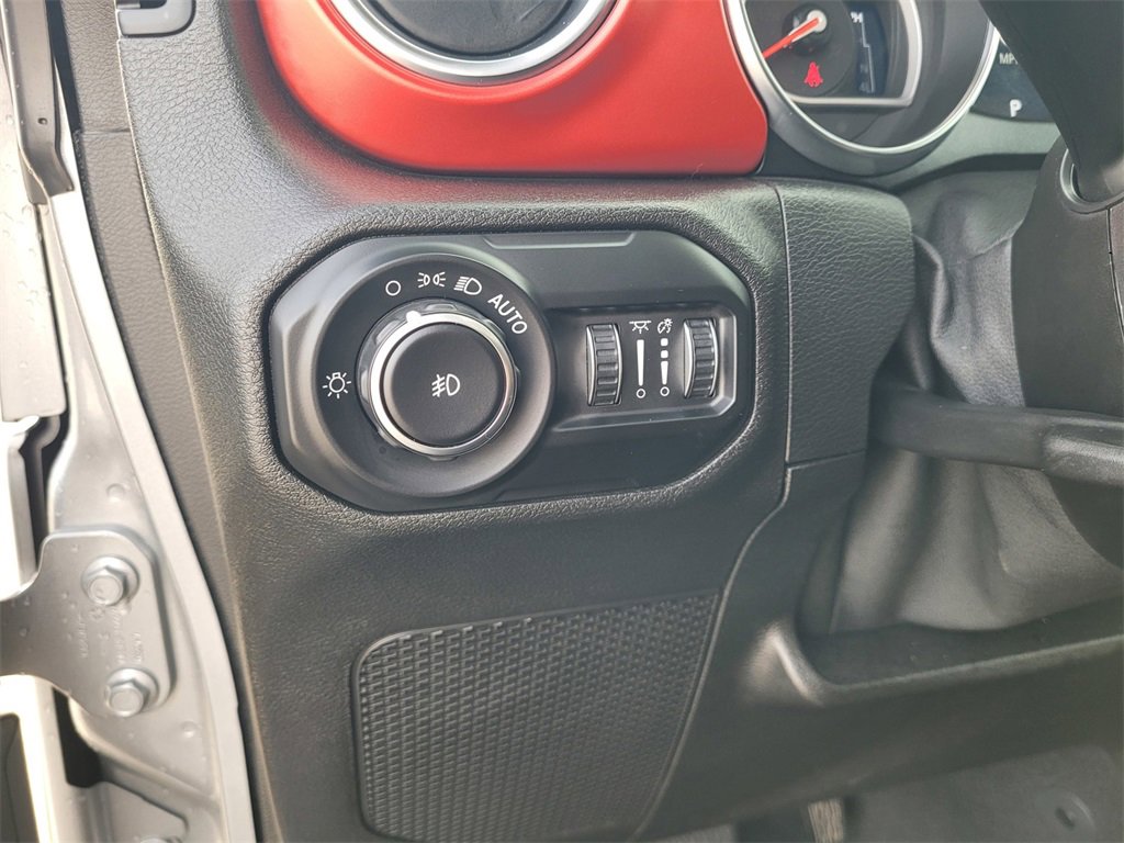 Used 2021 Jeep Wrangler Unlimited Rubicon image 25