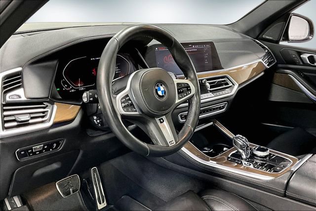 Used 2020 BMW X5 M50i w/ Premium Package image 18