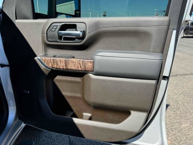 Used 2020 GMC Sierra 3500 Denali w/ Denali Ultimate Package AWD/4WD image 12