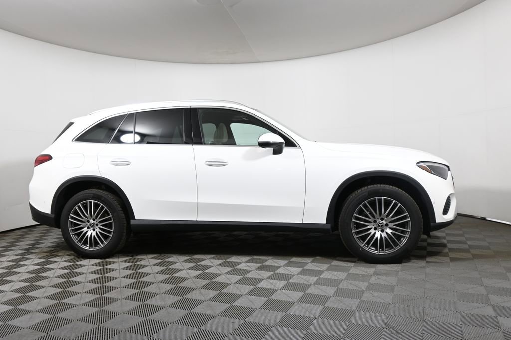 Certified 2026 Mercedes-Benz GLC 300 4MATIC image 8