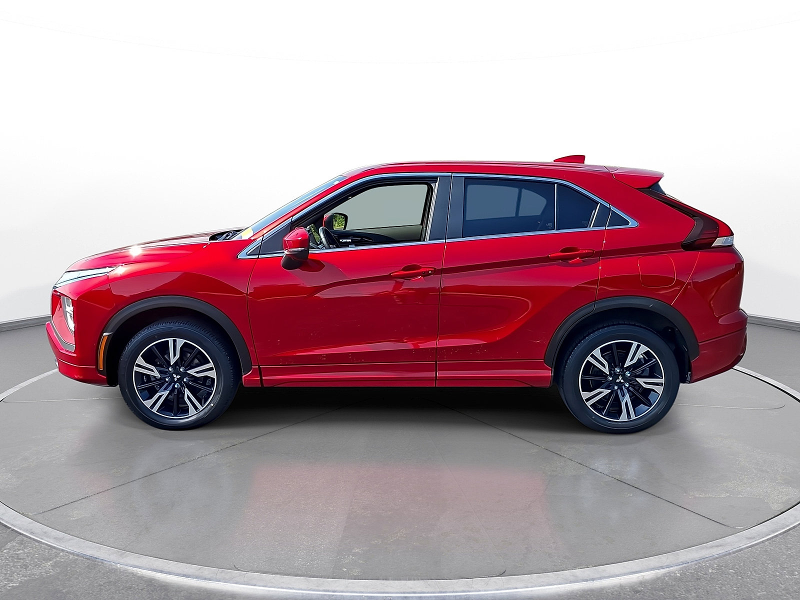 Used 2023 Mitsubishi Eclipse Cross SE AWD/4WD image 5