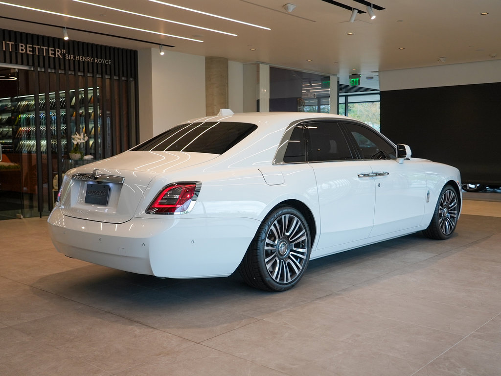 Certified 2022 Rolls-Royce Ghost image 7