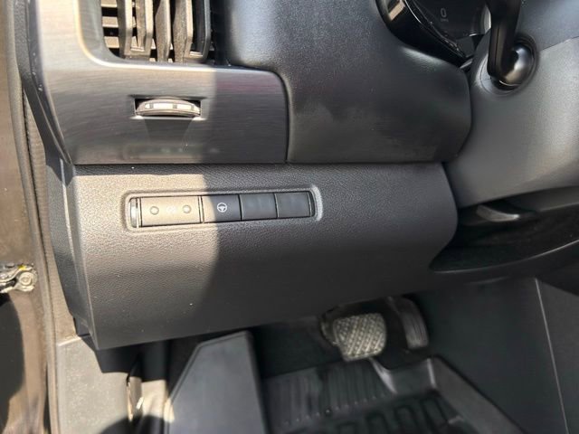 Used 2024 Nissan Pathfinder Rock Creek image 17