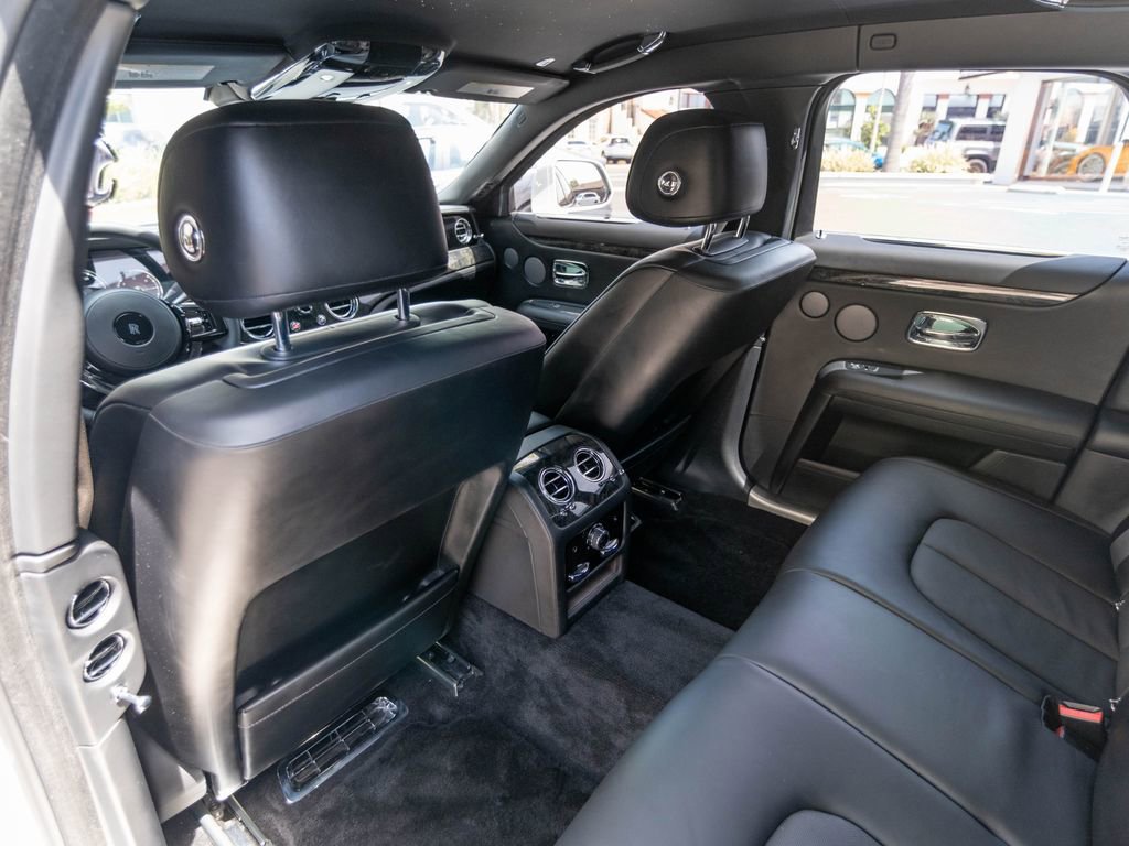 Used 2022 Rolls-Royce Ghost AWD/4WD image 28