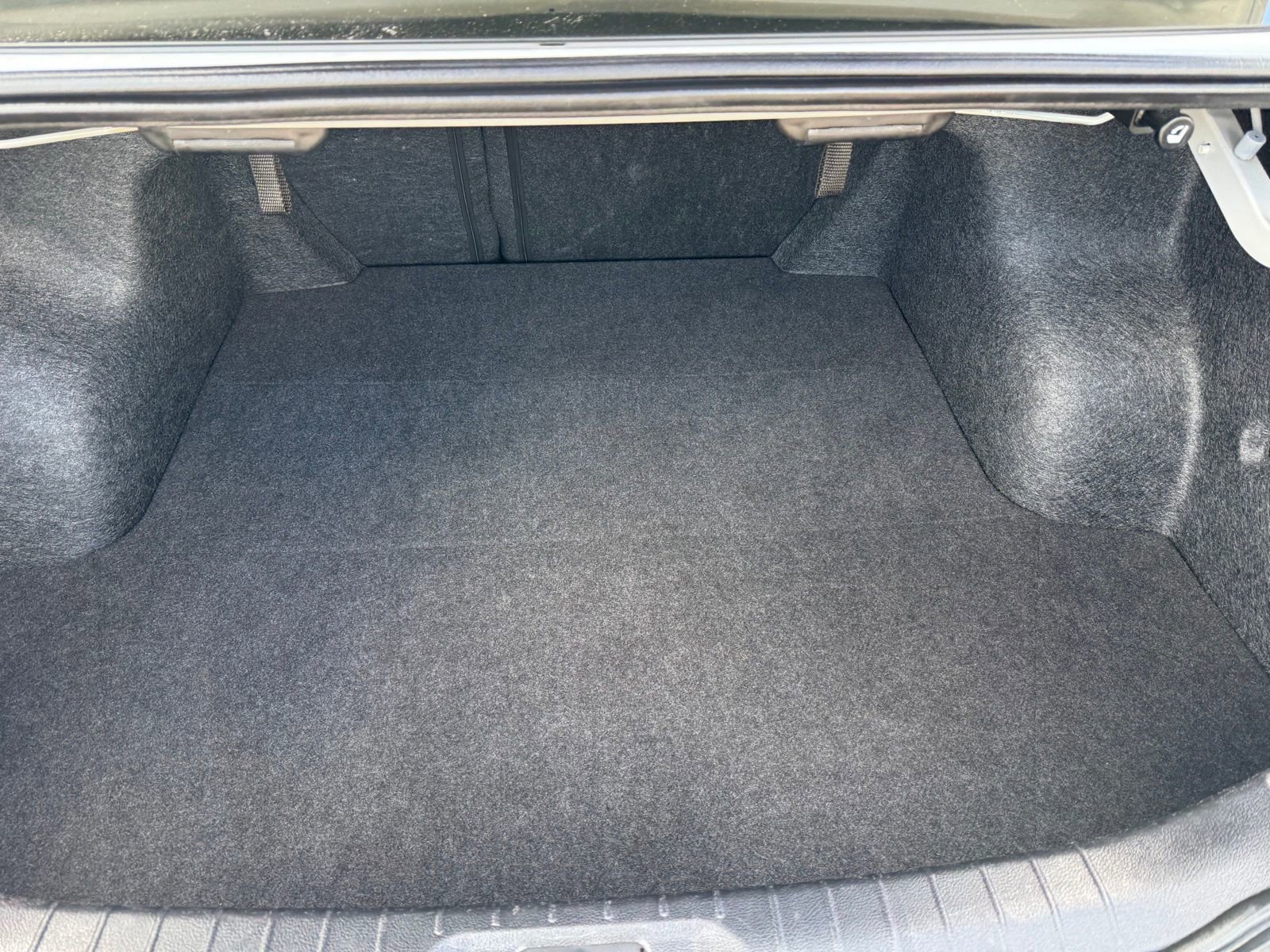 Used 2024 Nissan Altima 2.5 SR image 19