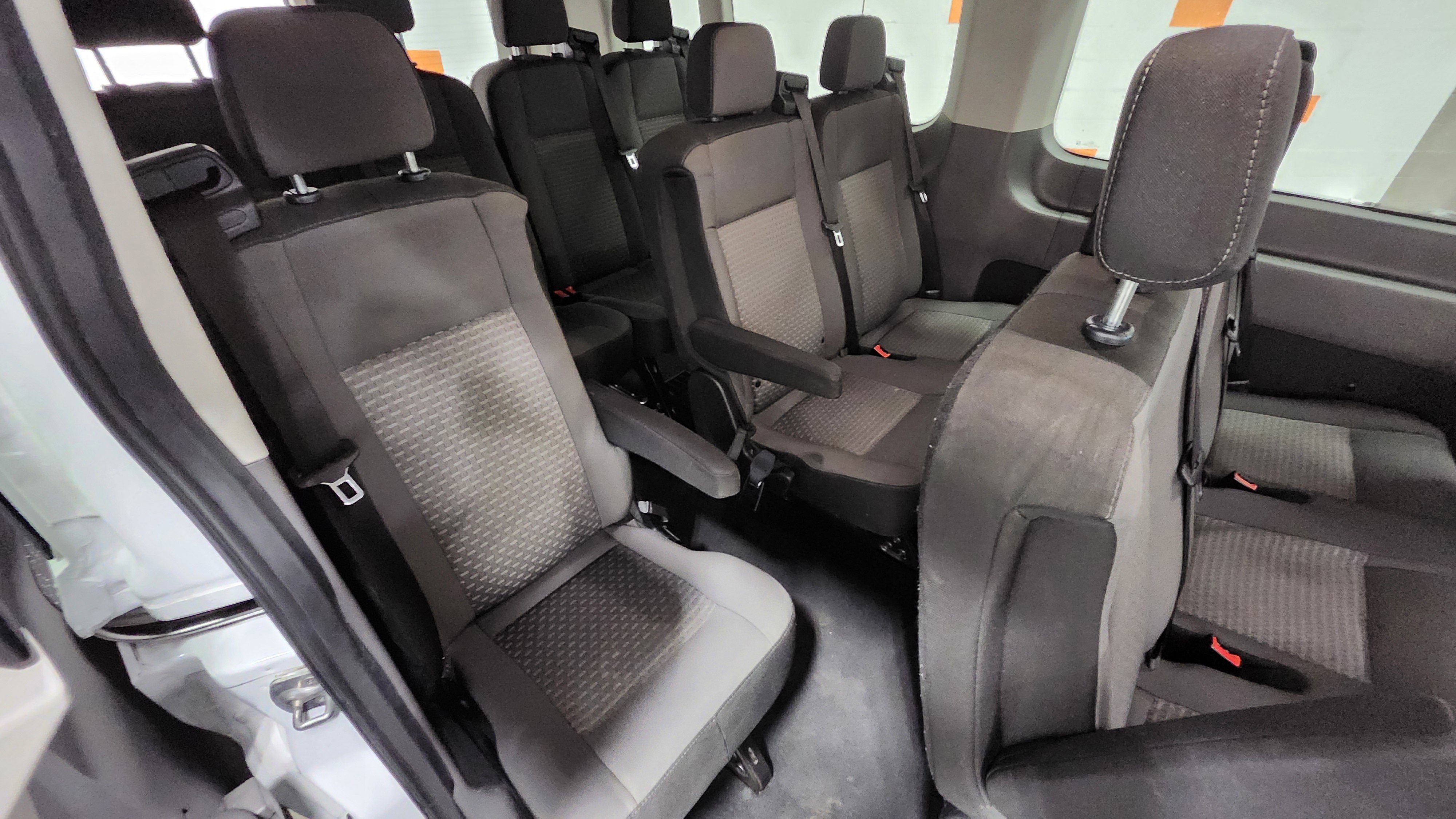 Used 2023 Ford Transit 350 XLT image 24