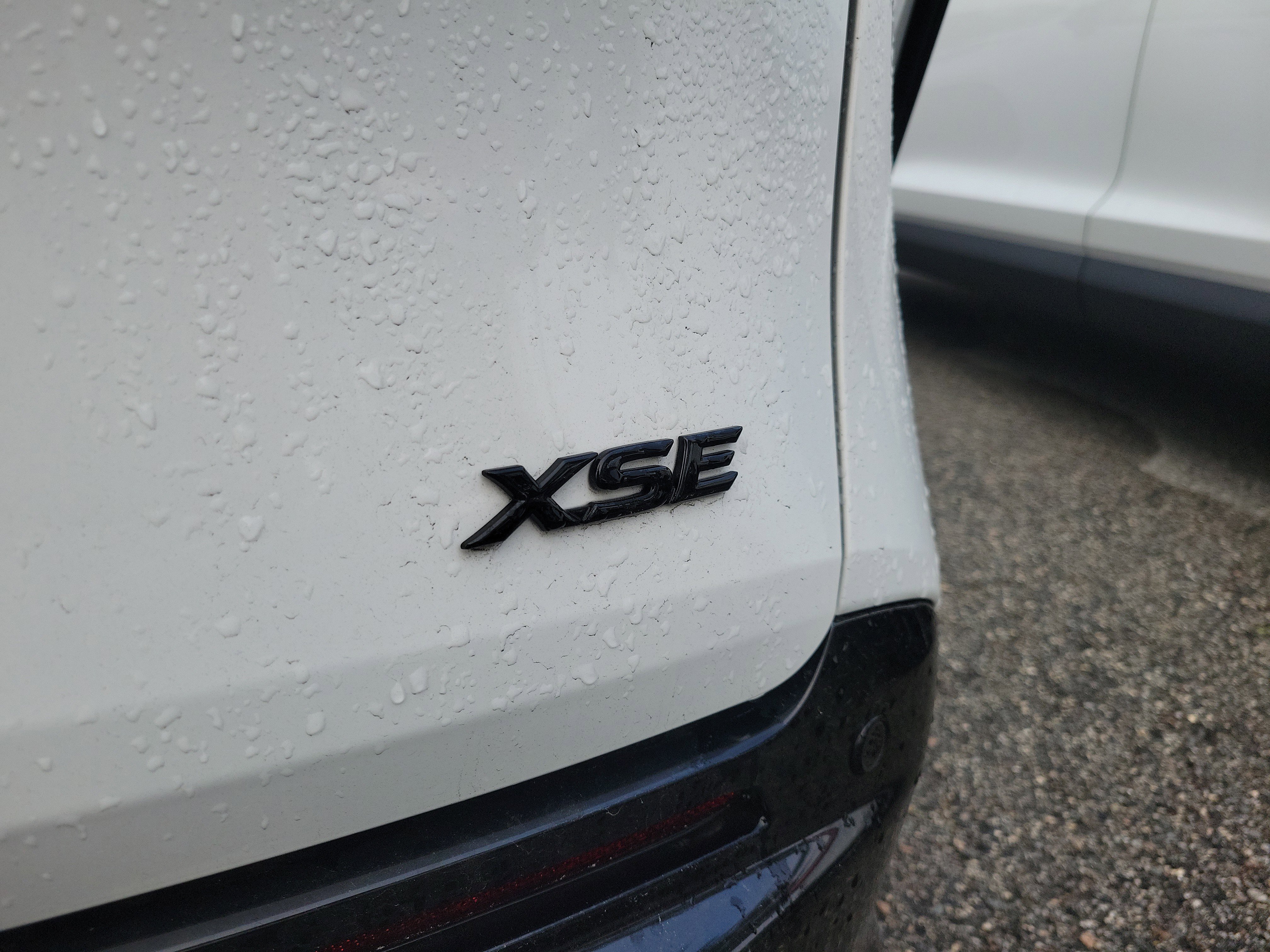 Used 2025 Toyota Sienna XSE w/ XSE Plus Package AWD/4WD image 30