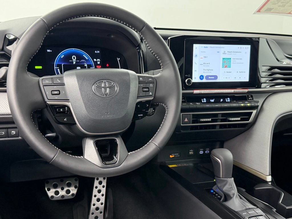 Used 2026 Toyota Camry SE w/ Convenience Package FWD image 36