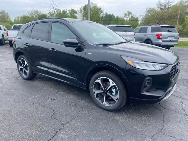New 2024 Ford Escape ST-Line Select w/ Tech Pack #2 AWD/4WD image 9