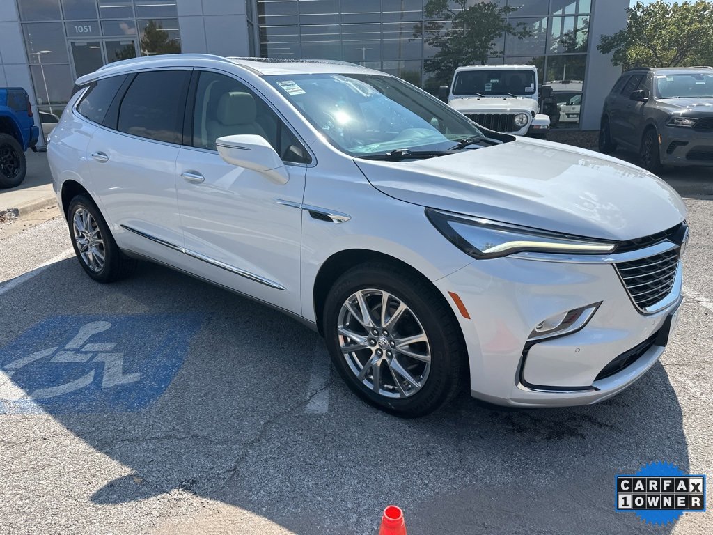 Used 2024 Buick Enclave Essence w/ Experience Buick Package image 43