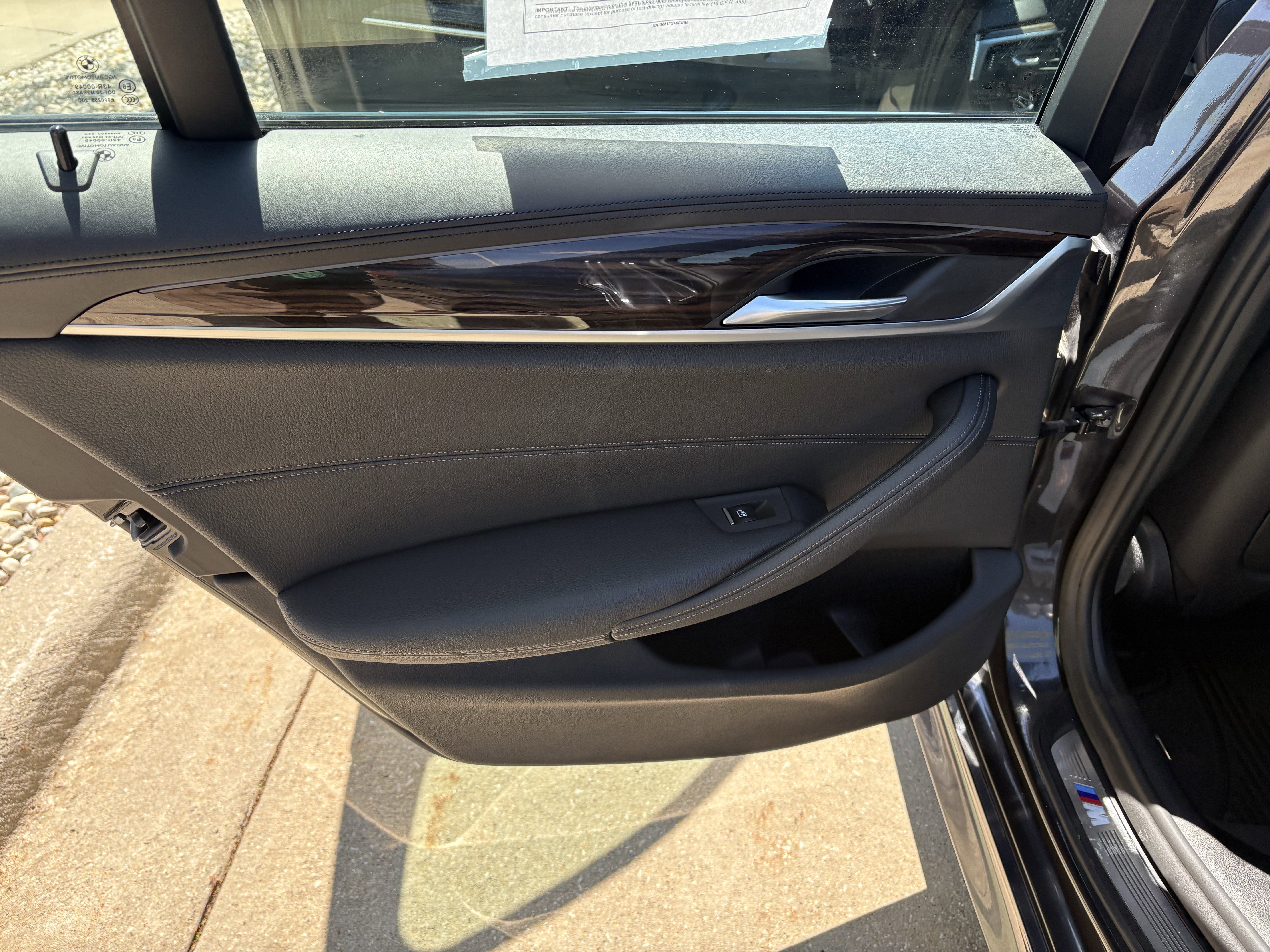 Used 2018 BMW 540i xDrive w/ M Sport Package AWD/4WD image 15