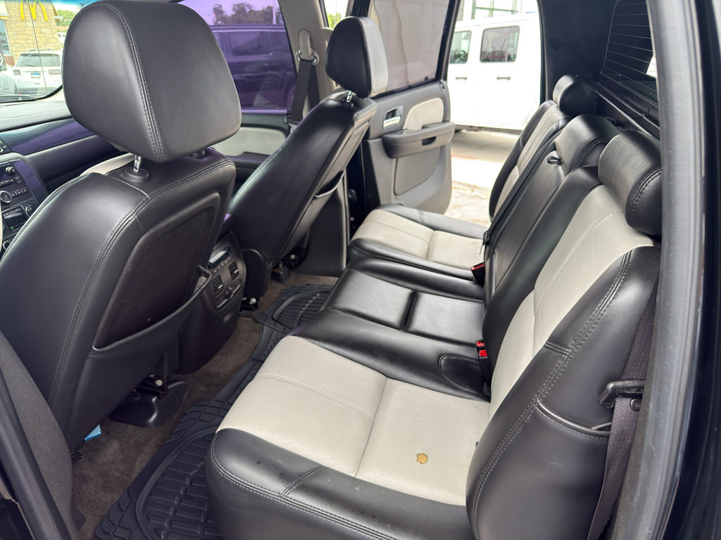 Used 2008 Chevrolet Avalanche LT w/ LT Preferred Equipment Group AWD/4WD image 16