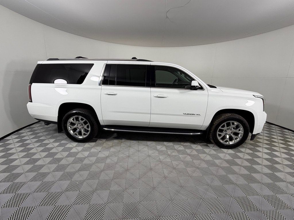 Used 2018 GMC Yukon XL SLT w/ Open Road Package AWD/4WD image 4