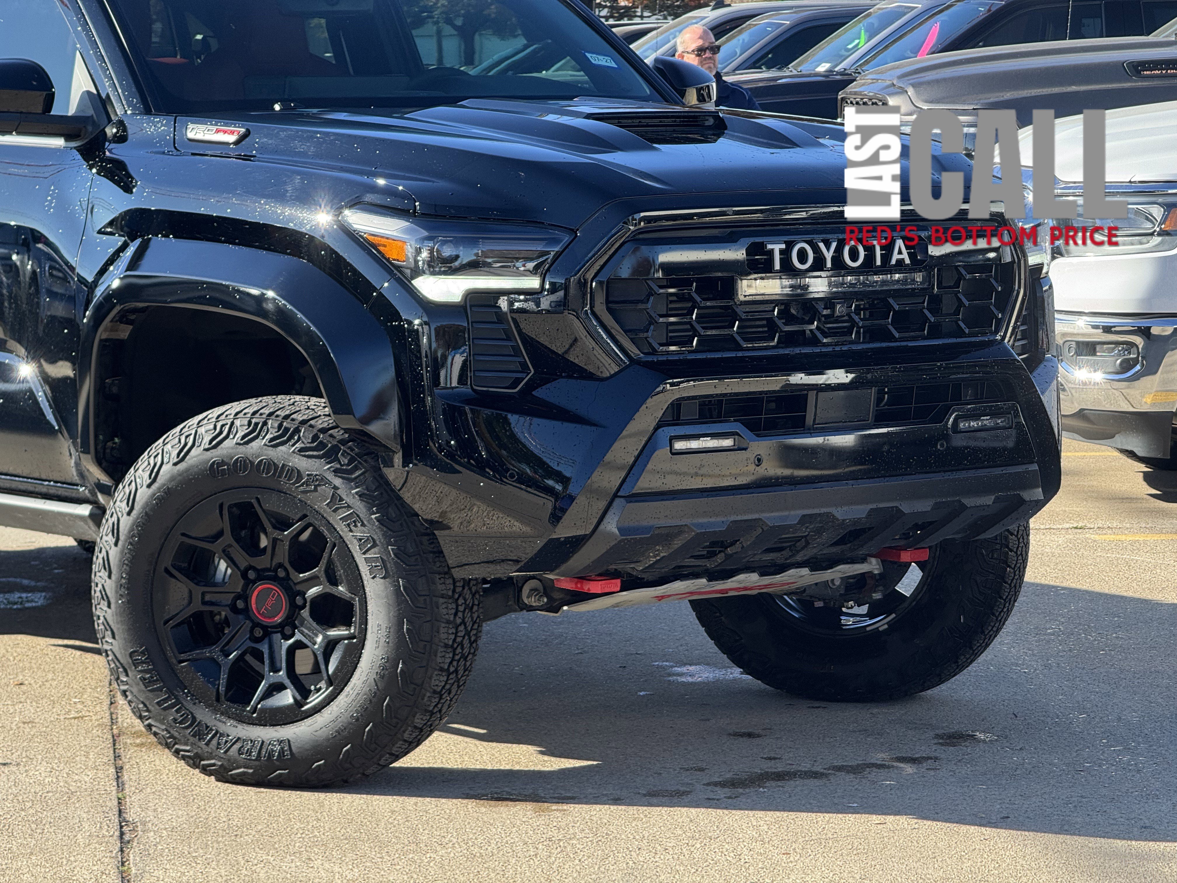 Used 2025 Toyota Tacoma TRD Pro image 2