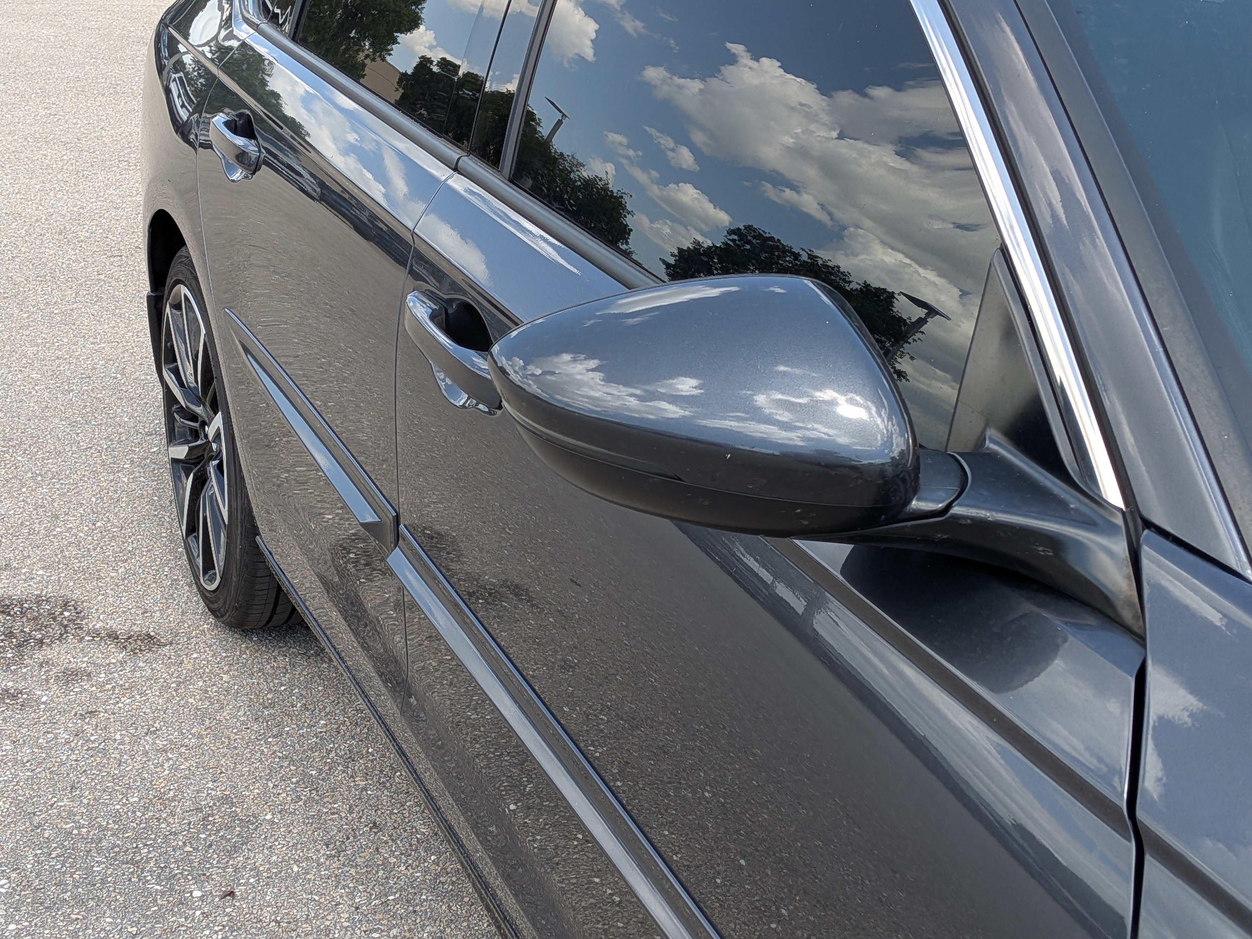 Used 2023 Honda Accord Touring image 12