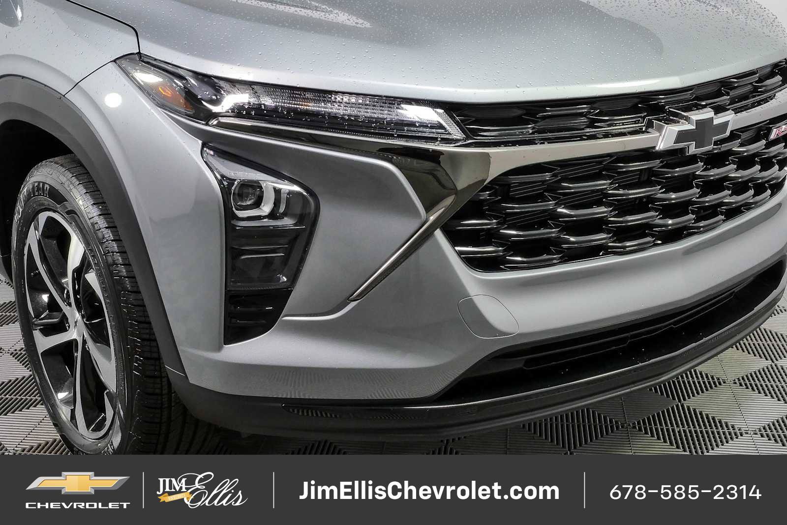 New 2026 Chevrolet Trax RS w/ Sunroof Package FWD image 35