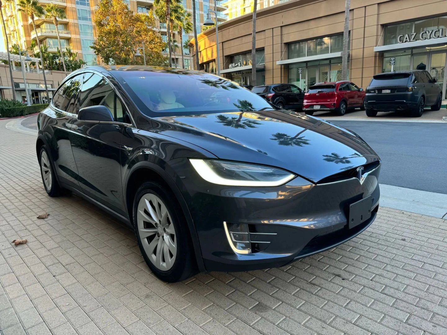 Used 2017 Tesla Model X 100D image 45