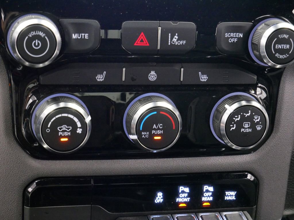 Certified 2025 RAM 1500 Big Horn image 33