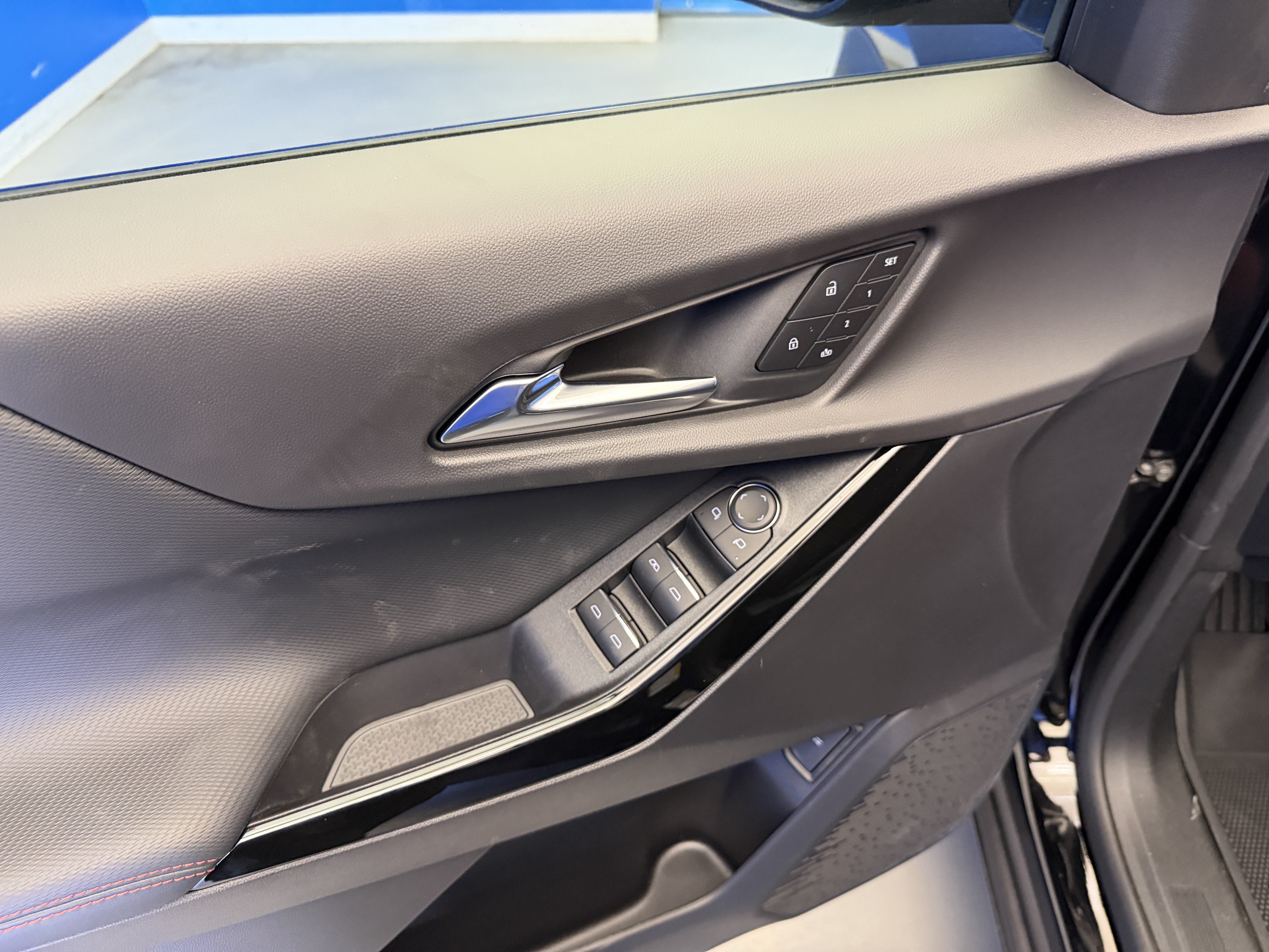 New 2027 Chevrolet Equinox RS w/ Safety and Technology Package AWD/4WD image 10