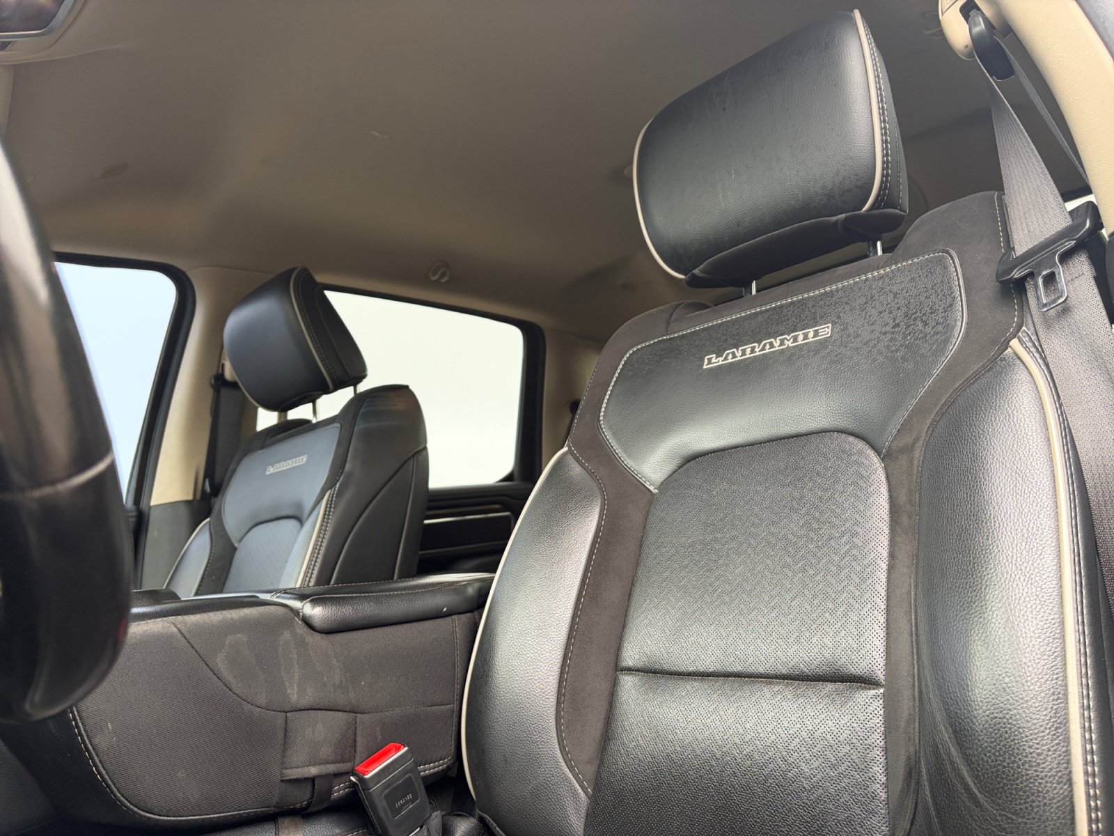 Used 2021 RAM 1500 Laramie AWD/4WD image 14
