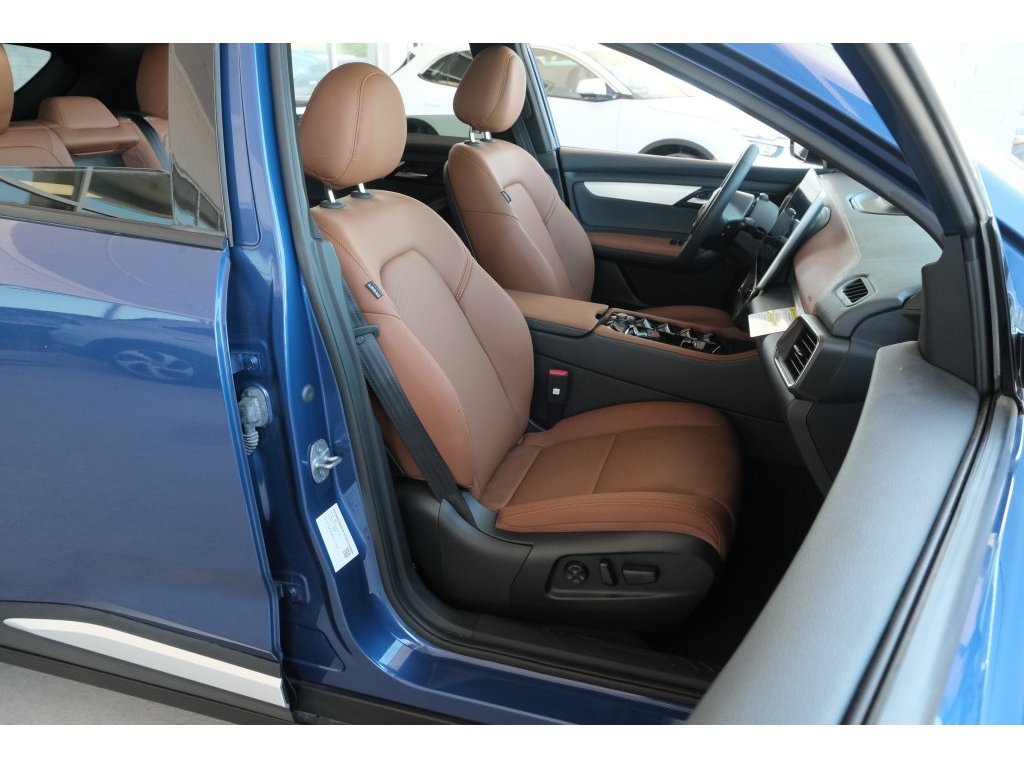 Used 2024 VinFast VF 8 Plus AWD/4WD image 30