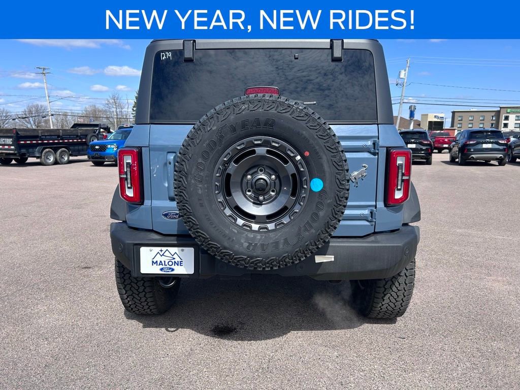 New 2025 Ford Bronco Outer Banks w/ Sasquatch Package AWD/4WD image 5