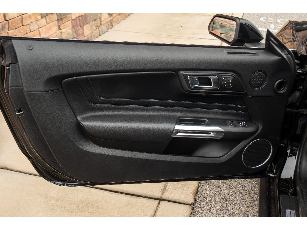Used 2020 Ford Mustang Bullitt RWD image 10