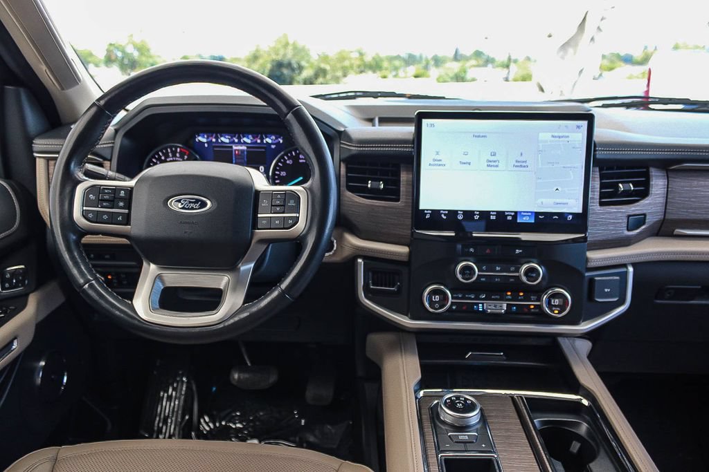 Used 2024 Ford Expedition Max Limited RWD image 14