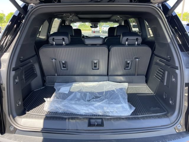 New 2026 GMC Acadia Elevation w/ Black Edition AWD/4WD image 25