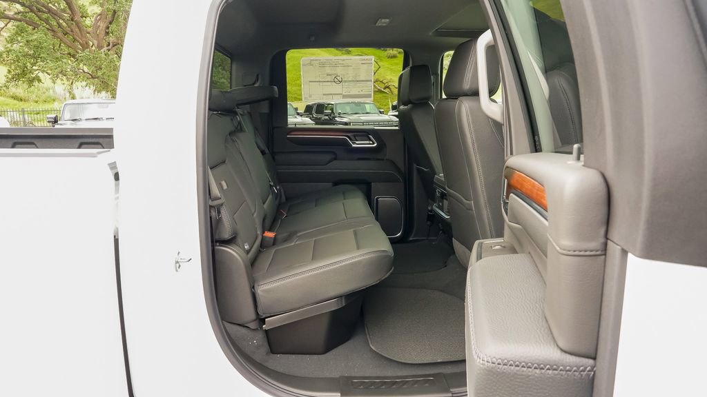 New 2025 GMC Sierra 2500 Denali w/ Denali Reserve Package image 16