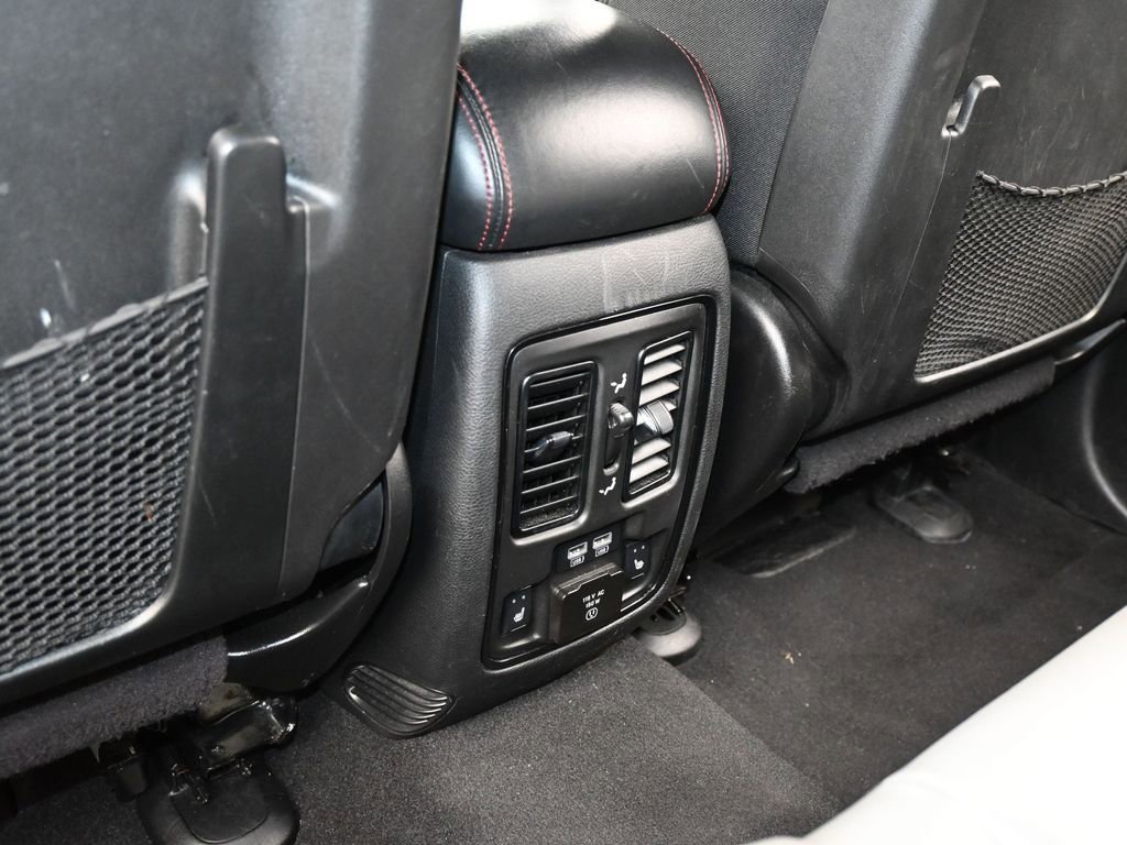 Used 2023 Dodge Durango GT image 39