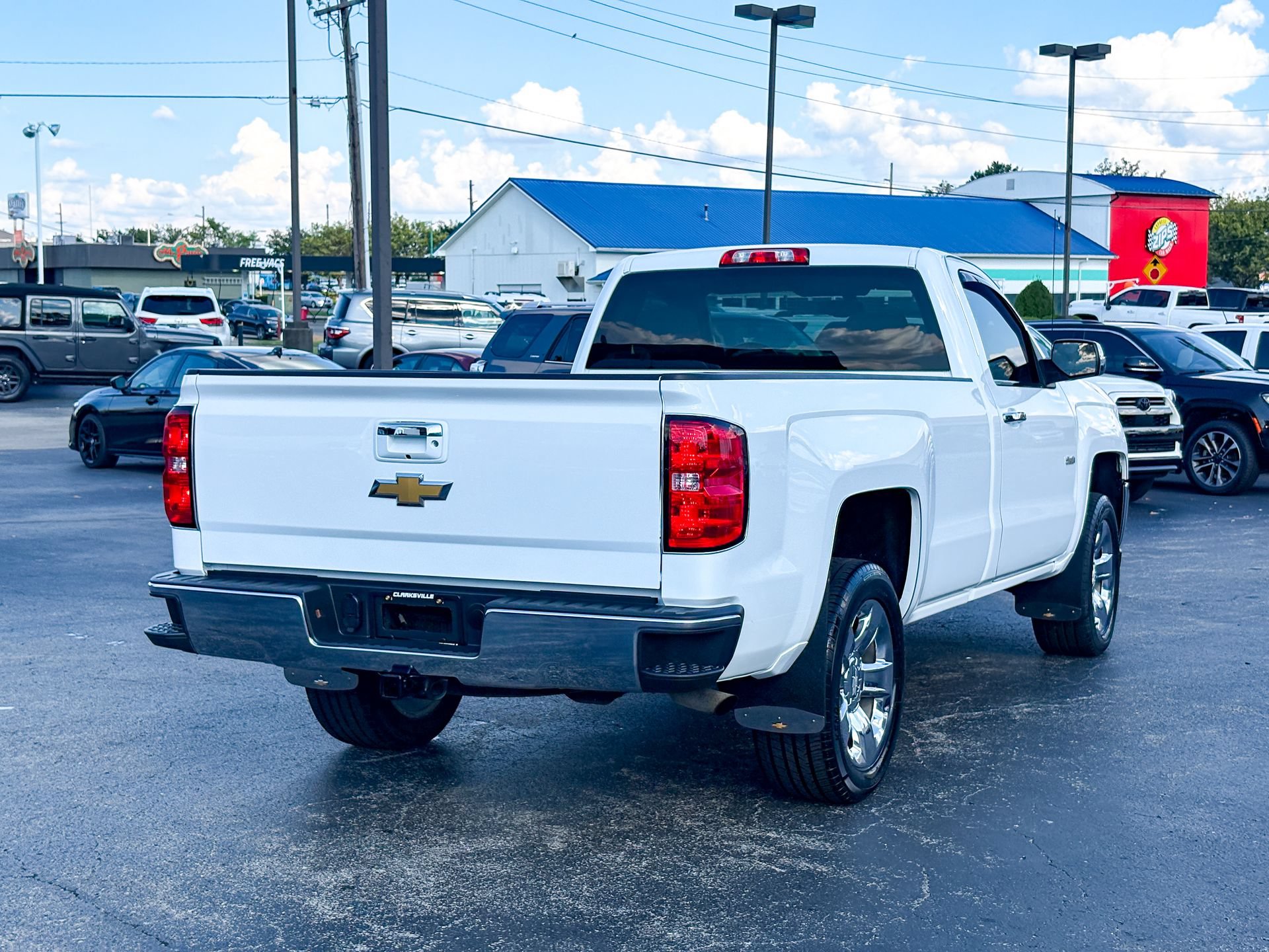 Used 2018 Chevrolet Silverado 1500 LT w/ LT Convenience Package AWD/4WD image 12