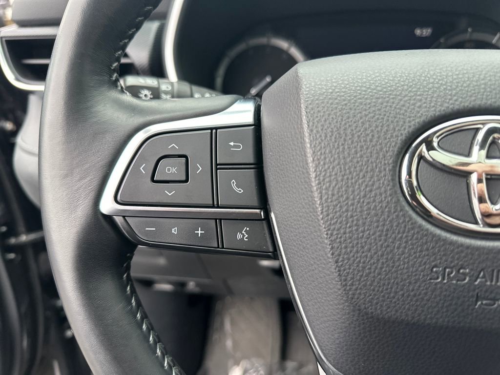 Used 2021 Toyota Highlander XSE image 21